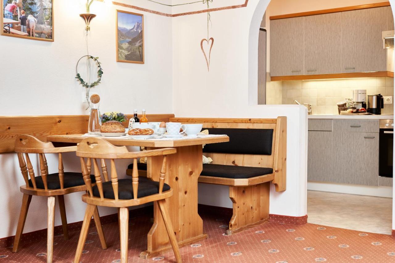 ליוטאש Ferienhaus Kirchplatzl מראה חיצוני תמונה